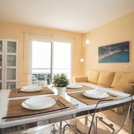 Apartment Miramar 4 *